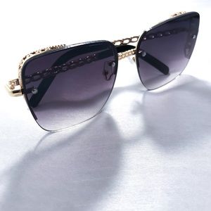 Black Square Link Sunglasses